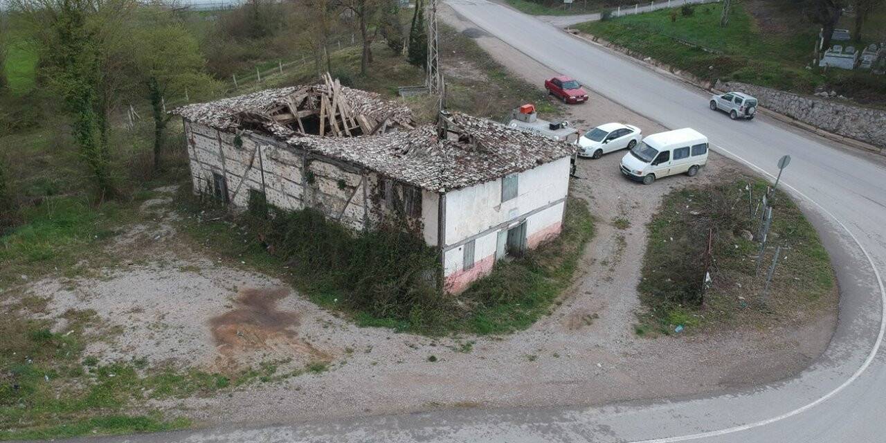 Sinop’ta 167 yıllık cami bakımsızlıktan viraneye döndü