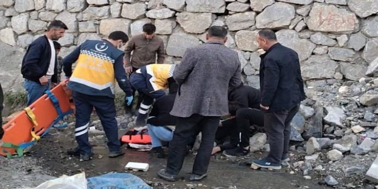 Bisikletiyle duvardan düşen çocuk yaralandı