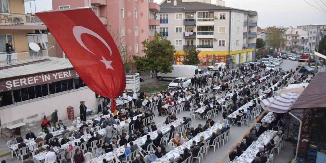 MHP’den Altıeylül Sütlüce’de iftar