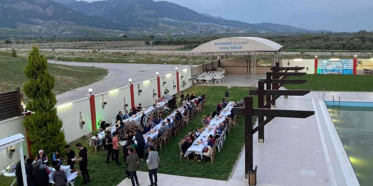 Buharkent’te yetim çocuklar unutulmadı