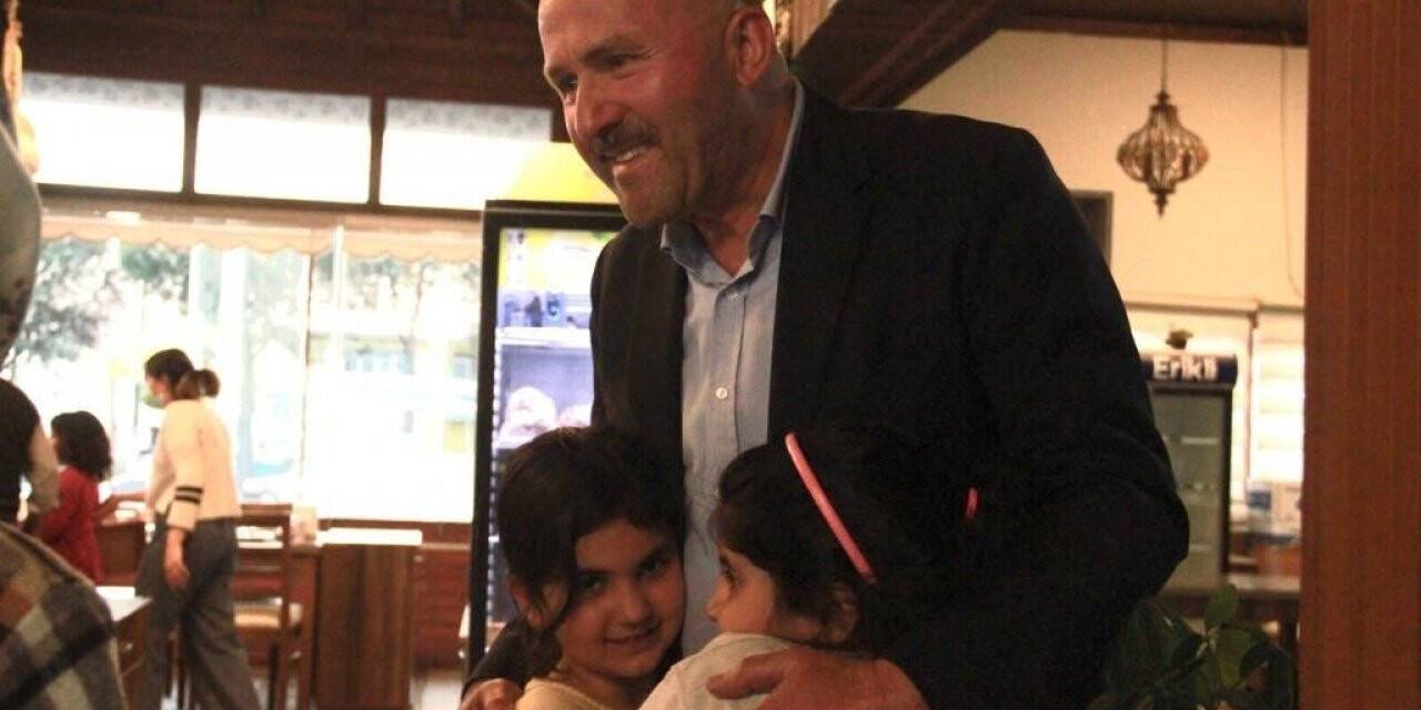 Kuyucak’ta öksüz ve yetim çocuklar iftarda bir araya geldi