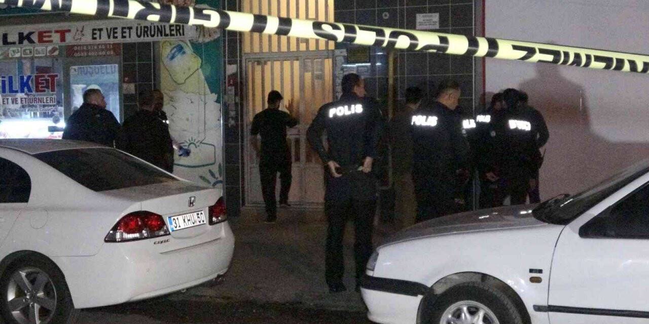 Polis memuru hastanede hayatını kaybetti