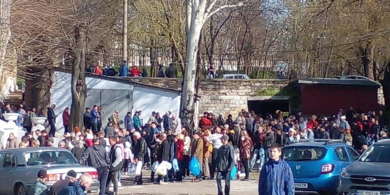 Mikolayiv’de halk su ihtiyacını nehirlerden ve akarsulardan karşılıyor