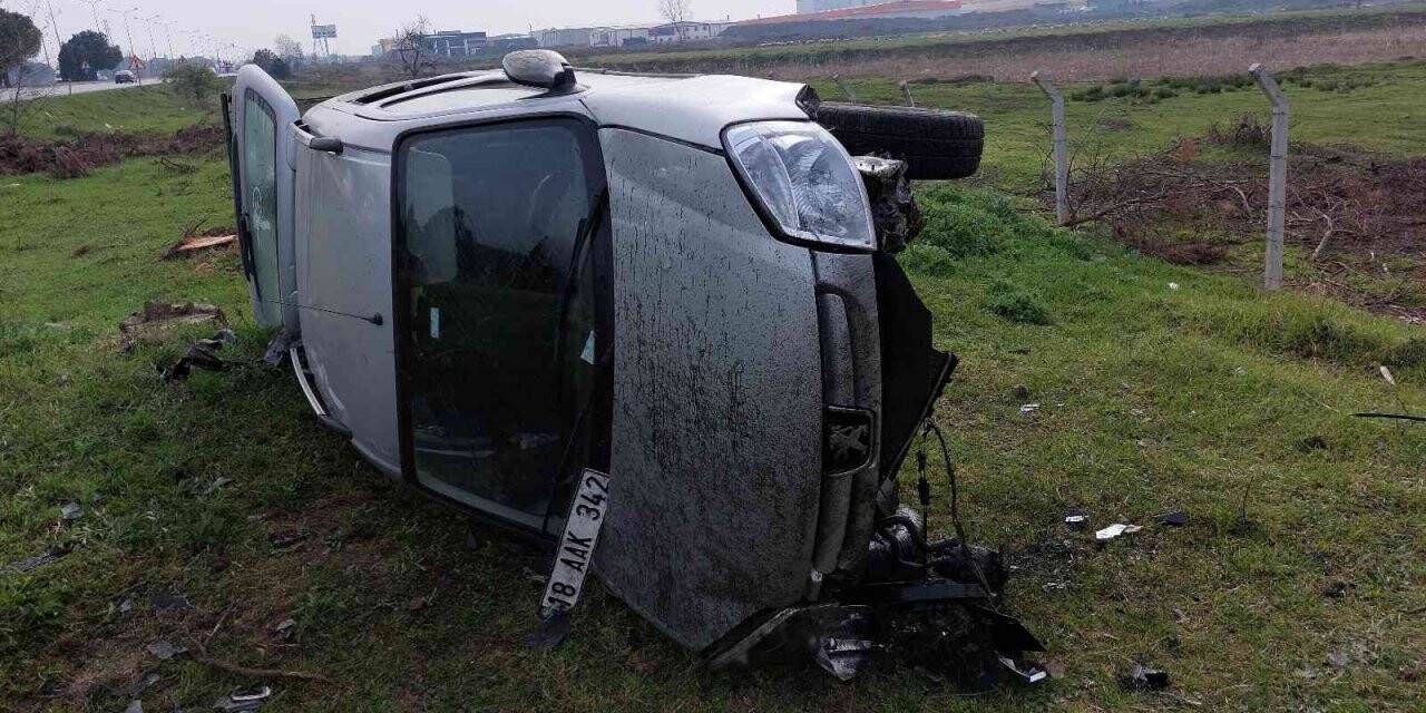 Samsun’da hafif ticari araç takla attı: 1 yaralı