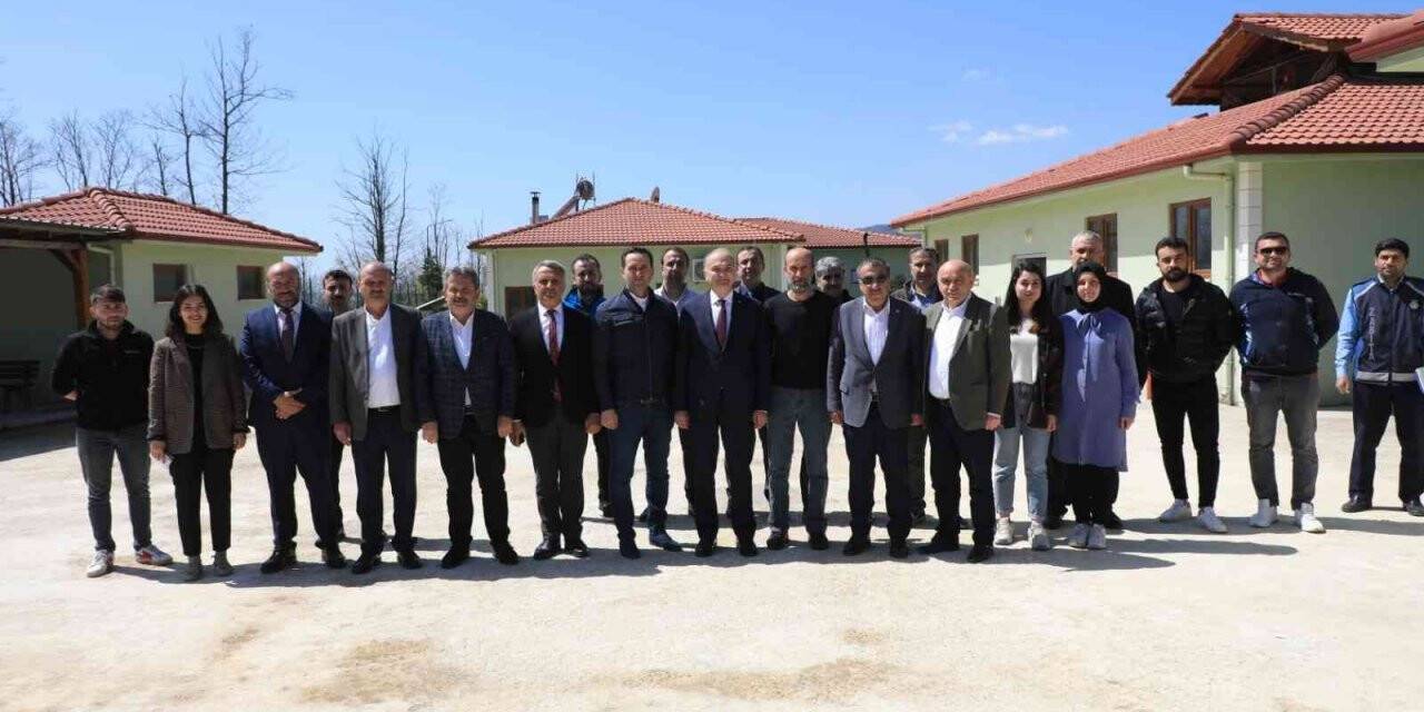 Başkanlar sokak hayvanları için toplandı