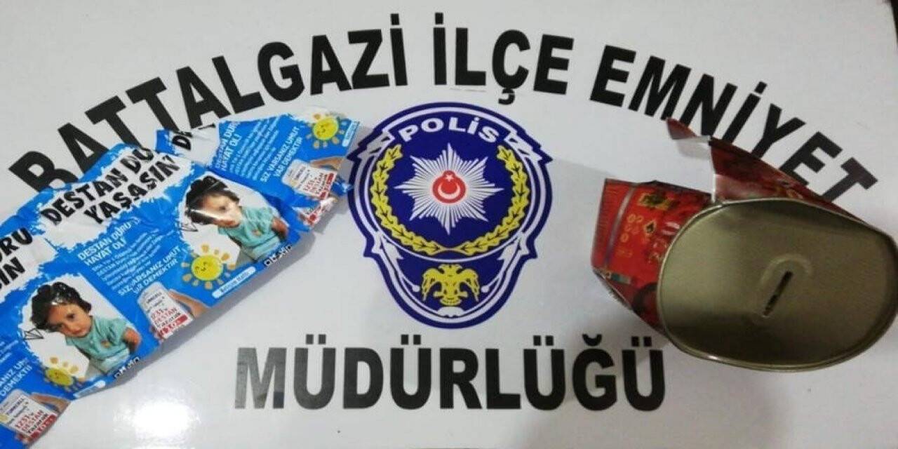Bağış kumbarasını çalan 2 şüpheli yakalandı