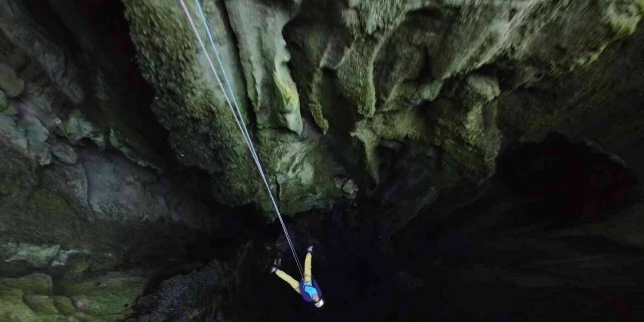 Yalovalı dağcılardan 50 metre derinliğindeki dikey mağaraya iniş