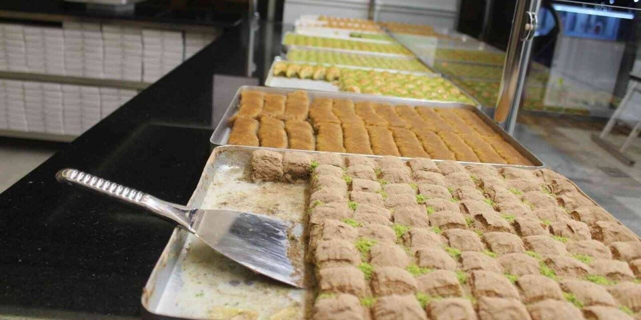 Zarife Hanım Pastaneleri Diyarbakır’ın ağzını tatlandırmaya başladı