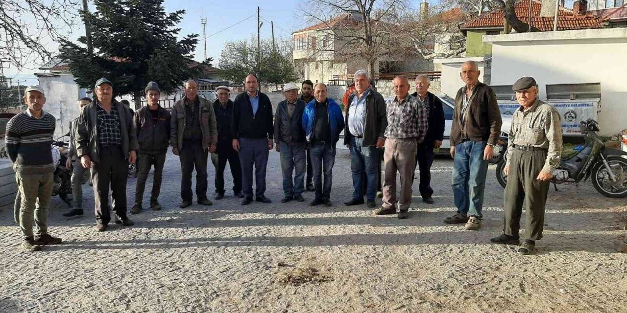 Burhaniye’de köylü vatandaşların taş ocağı tepkisi
