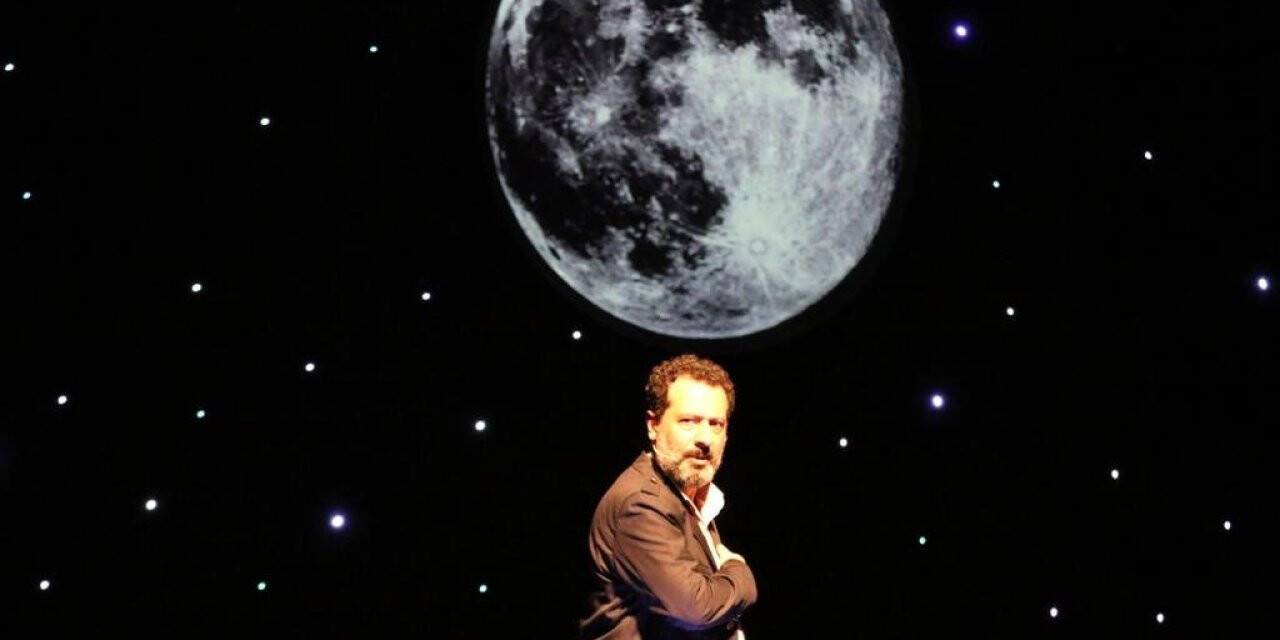 NEVÜ’de ’Bizim Yunus’ tiyatro oyunu sahnelendi