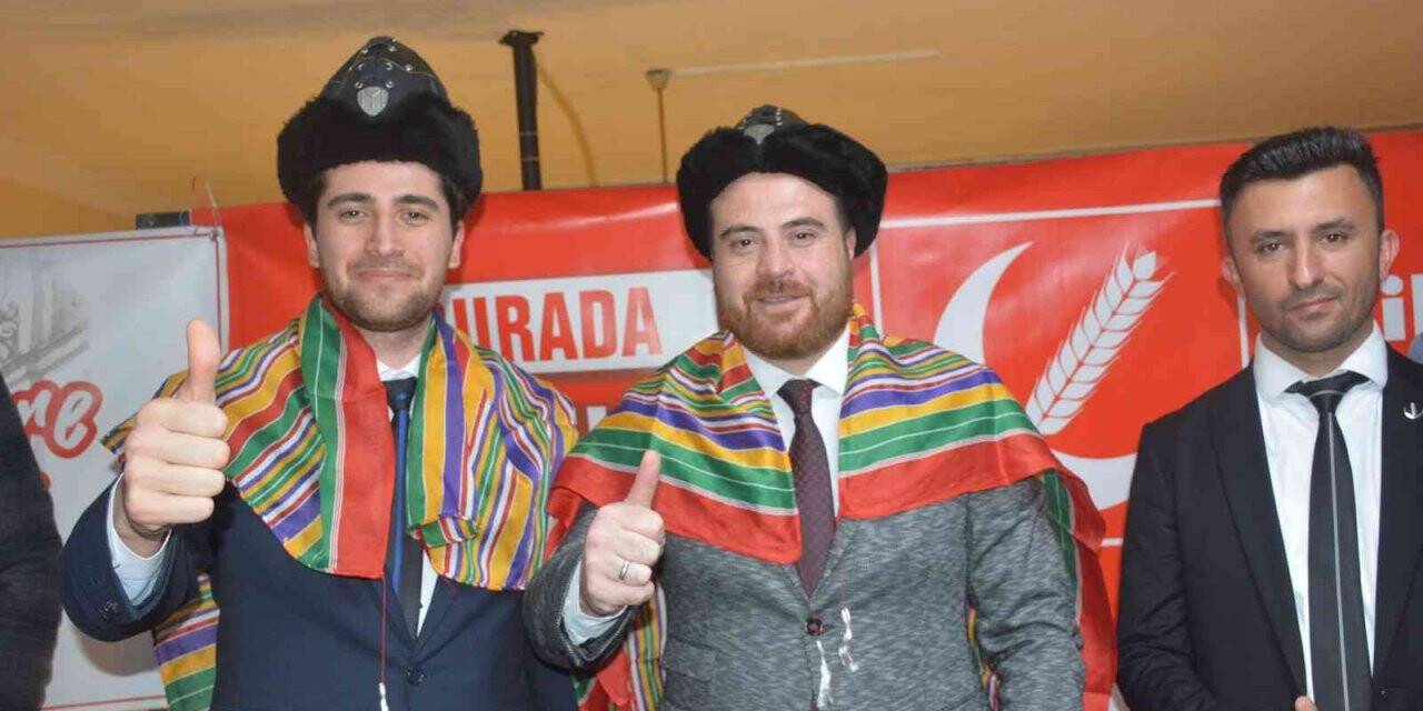 Bilecik’te 40 kişi Yeniden Refah Partisine üye oldu