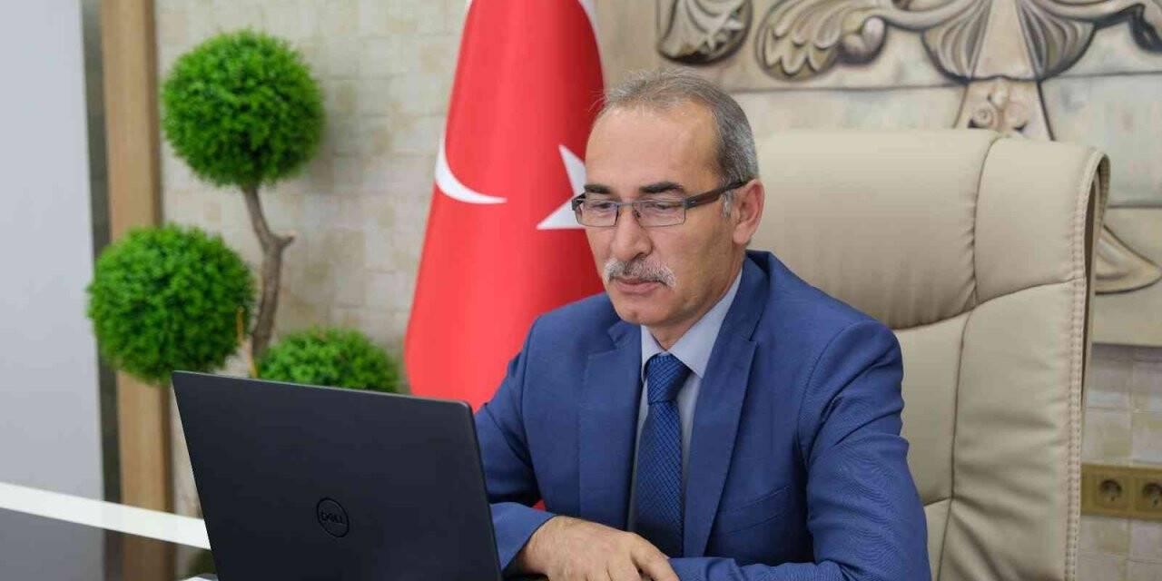 Sivas Cumhuriyet Üniversitesi Dünya’da ilk 500 üniversite arasında yer aldı