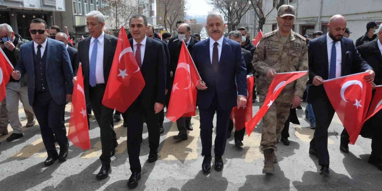 Kars’ta davullu zurnalı Turizm Haftası