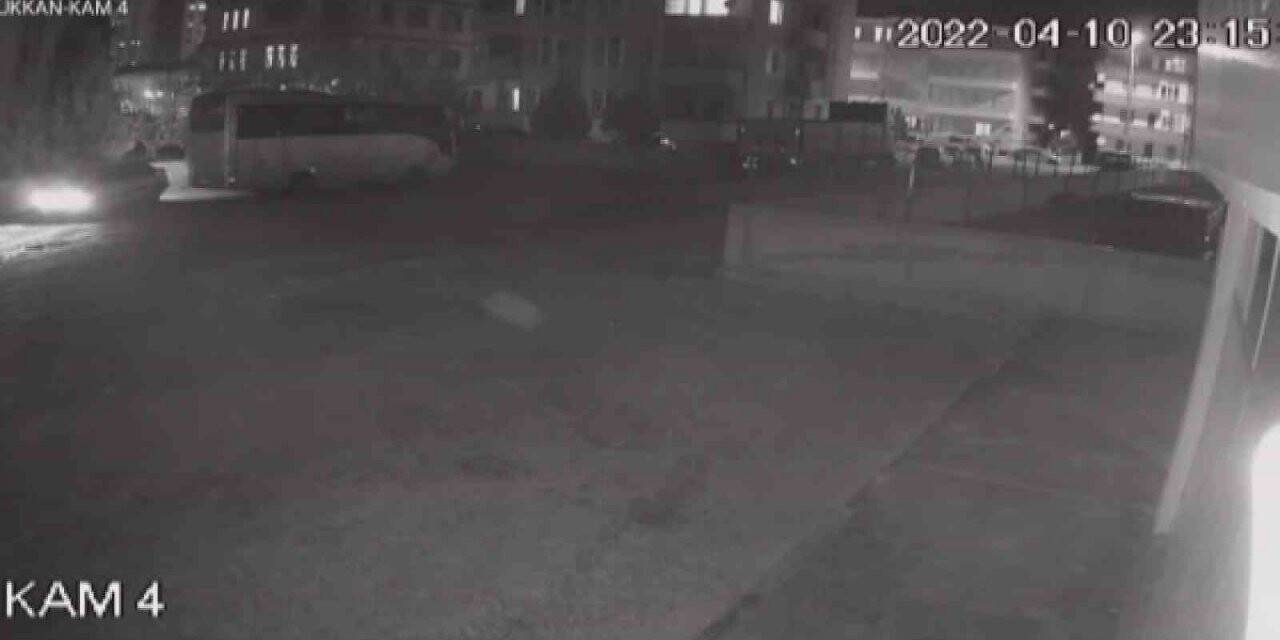 Kayseri’de şok eden hırsızlık: Çekerek otomobil çaldılar