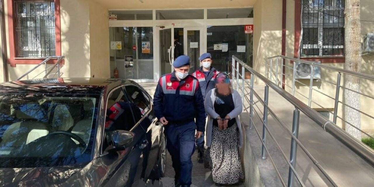 600 metre elektrik kablosu çalan kadın tutuklandı