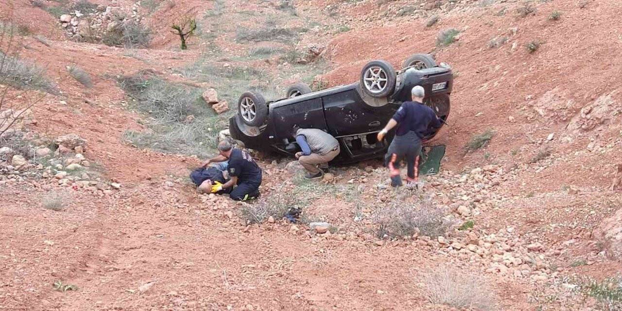 Malatya’da otomobil şarampole yuvarlandı: 1 yaralı