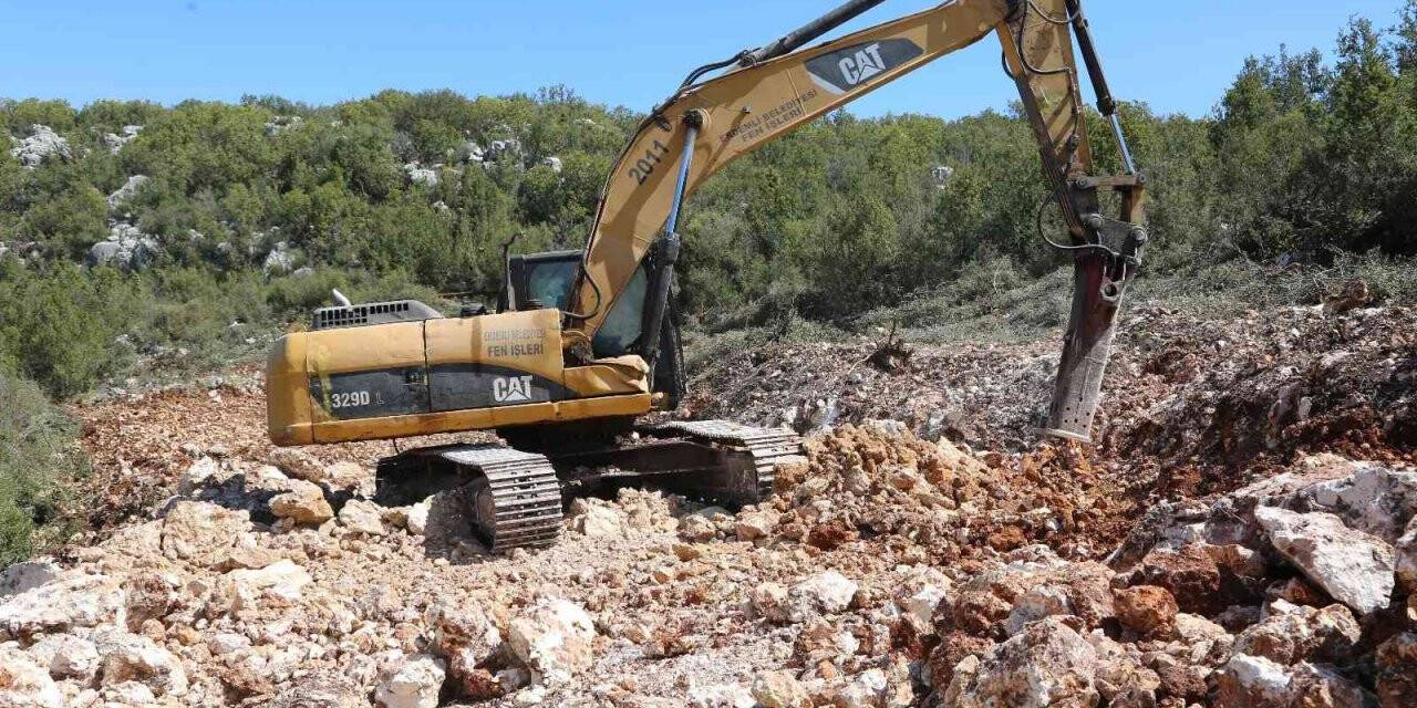 Erdemli’de 5 milyon TL’lik yatırımla yol 48 kilometre kısalıyor