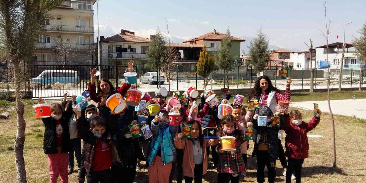 Minik öğrenciler sürdürebilir dünya için etkinlere katılıyor