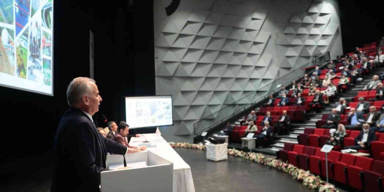 Büyükşehir 2021 Faaliyet Raporu kabul edildi