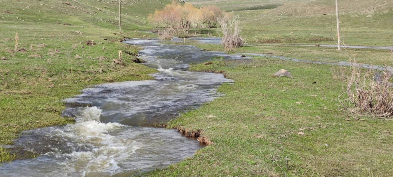 Kuru dere suya kavuştu