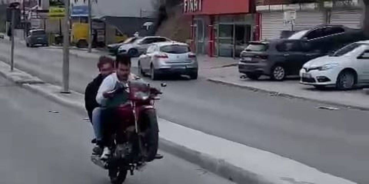 Motosiklet sürücülerinin trafikte tehlikeli oyunu