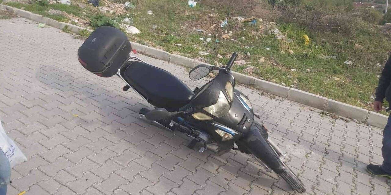 Seyir halinde motosikletin devrilmesi sonucu sürücüsü yaralandı