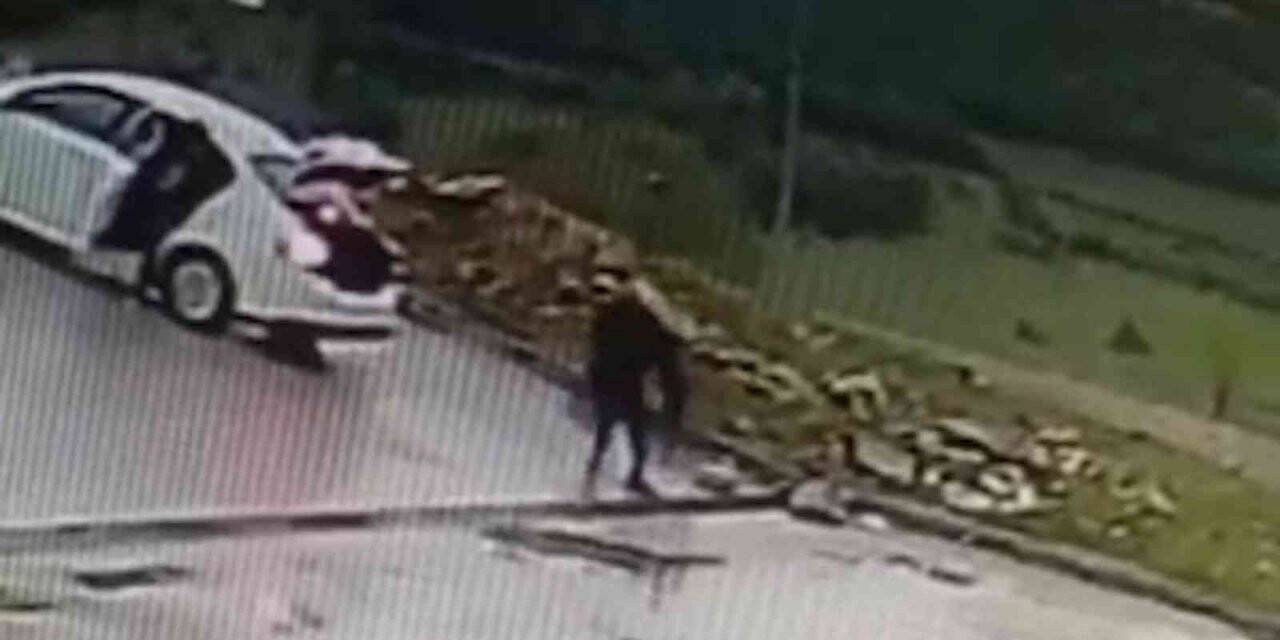 Bursa’daki mazgal hırsızlığı kamerada