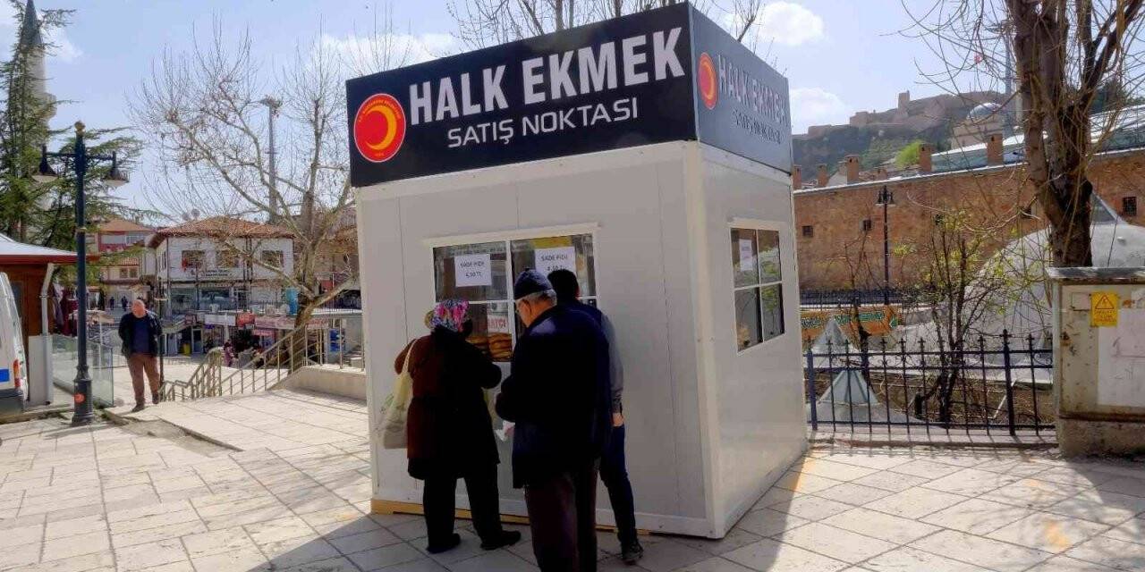 Kastamonu’da halk ekmek satışı başladı