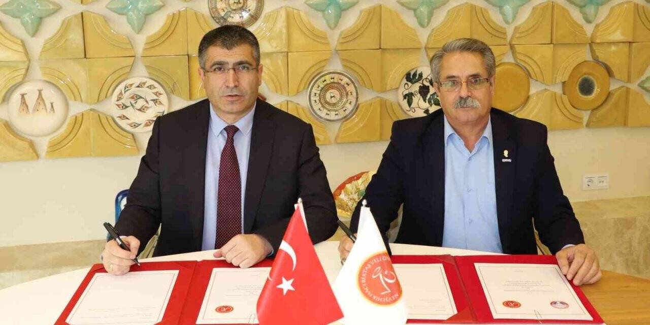 NEVÜ ve Eğitim-İş Sendikası arasında Lisansüstü Eğitim Alanında protokol imzalandı