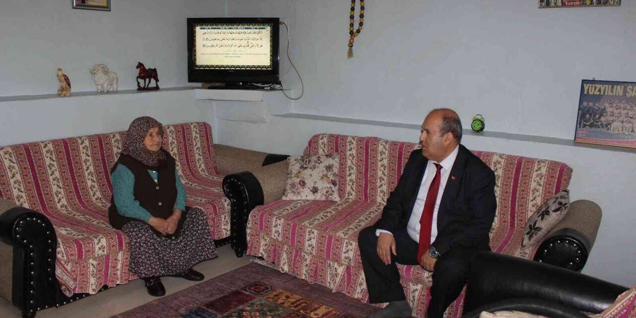 Kaymakam Ünal yaşlı ve engelli bakım çalışmalarını yerinde inceledi