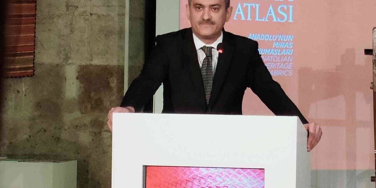 Bakan Özer: "Olgunlaşma Enstitülerini ne kadar canlı kılabilirsek, sözü geçen bir ülke olma yolunda da o kadar ilerlemiş oluruz”