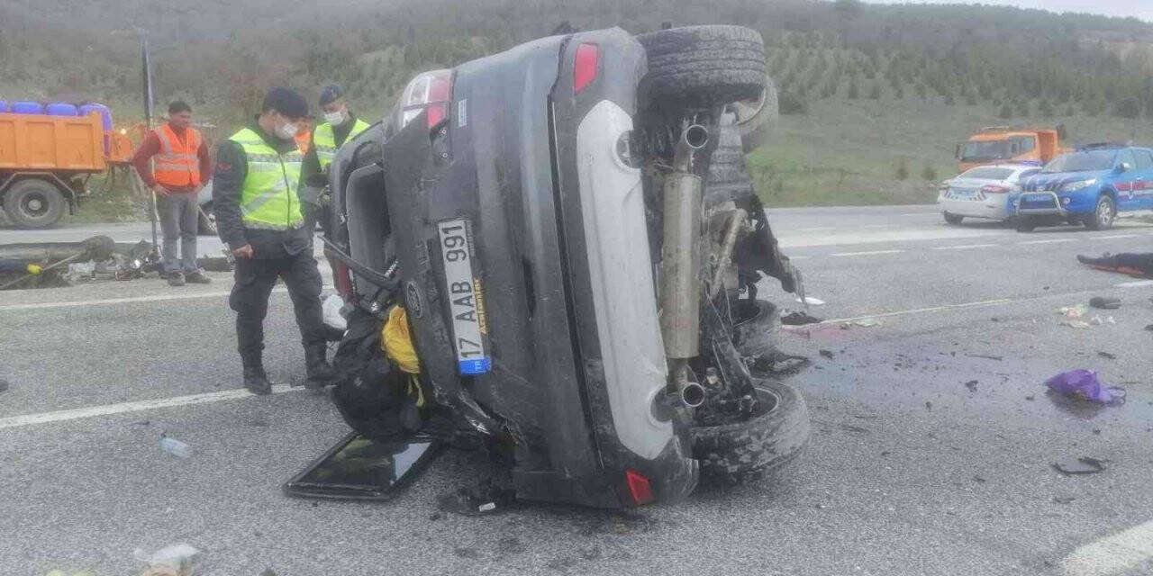 Kontrolden çıkan otomobil devrildi: 5 yaralı