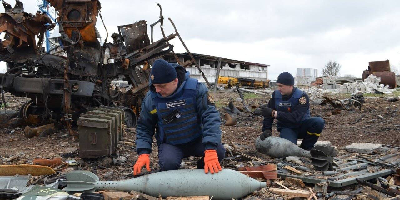 Rus ordusundan arındırılan Çernihiv’de patlayıcı madde temizliği devam ediyor