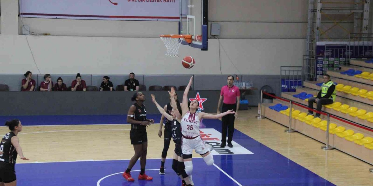 Kadınlar Basketbol Süper Ligi: Elazığ İl Özel İdare: 60 - Antalya 07 Basketbol: 67