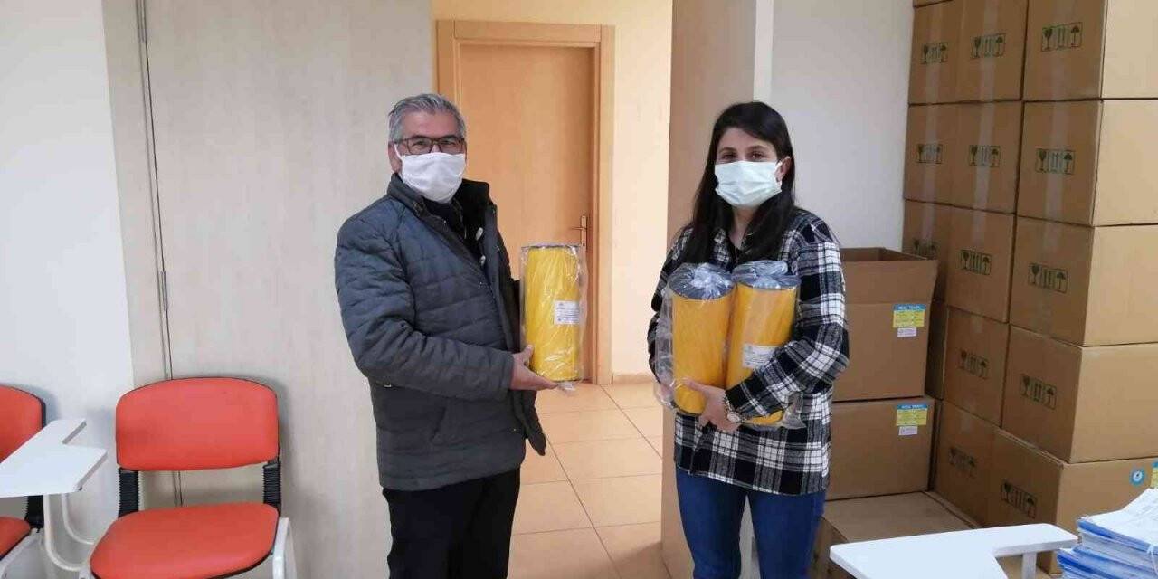 Çamelili çiftçilere zararlılara karşı tuzak desteği