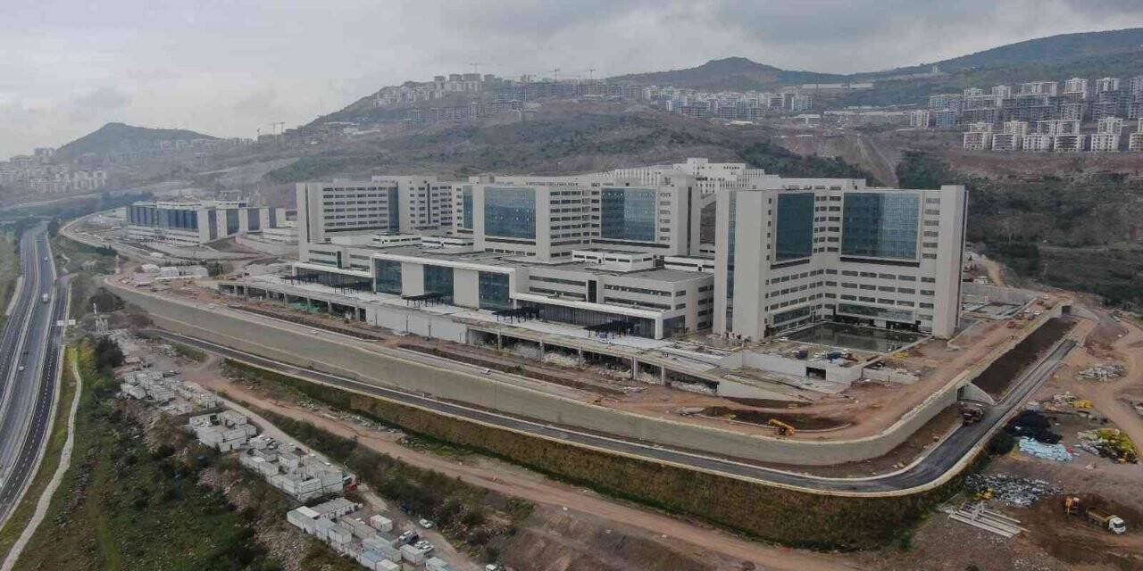 İzmir Şehir Hastanesi ekim ayında tamamlanıyor