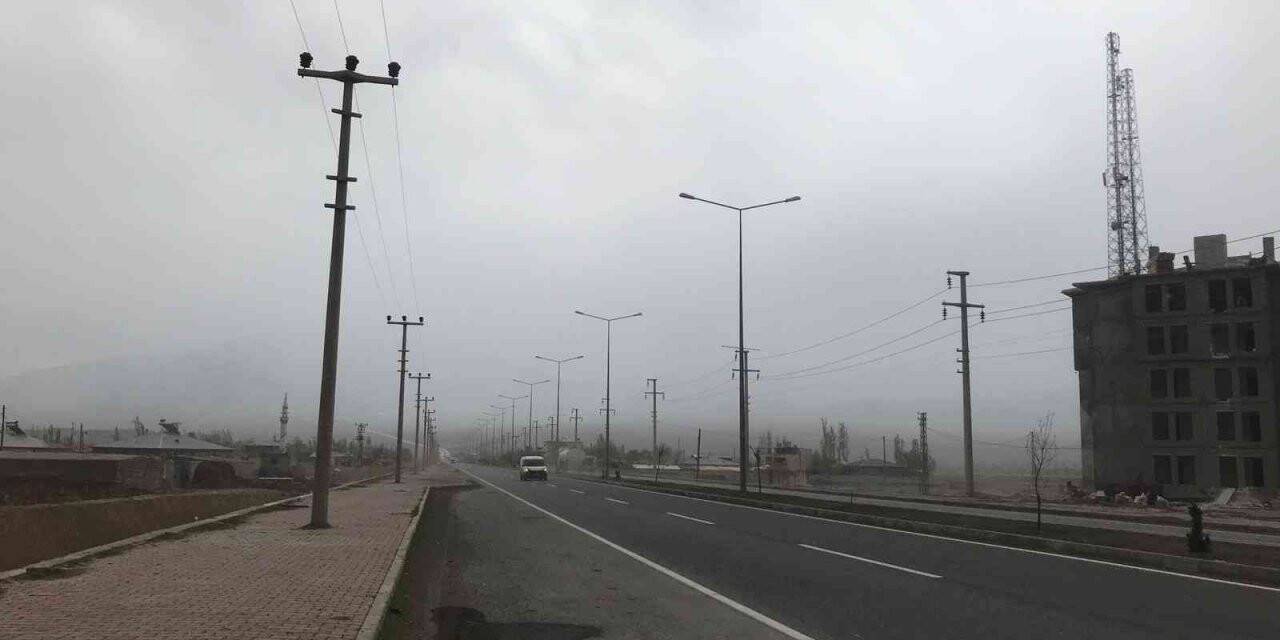 Iğdır’da rüzgar etkili oldu