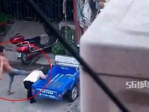 Karısını Öldüresiye Döven Adama Linç!