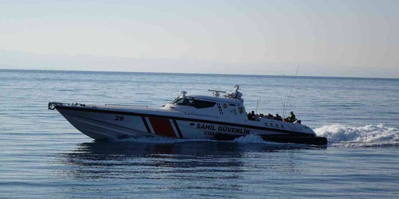 Çanakkale’de 57 düzensiz göçmen kurtarıldı