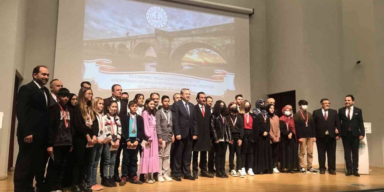 Uzunköprü’de 40 Hadis Ezber Okuma yarışması