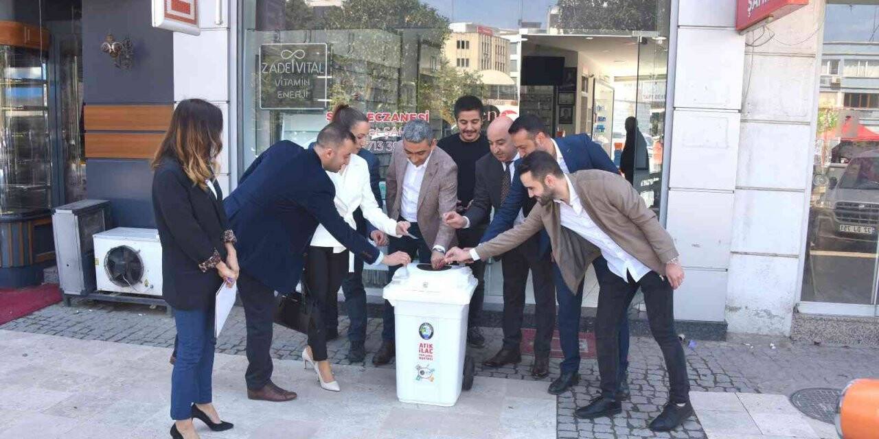 Salihli Belediyesi atık ilaç toplama projesi başlattı