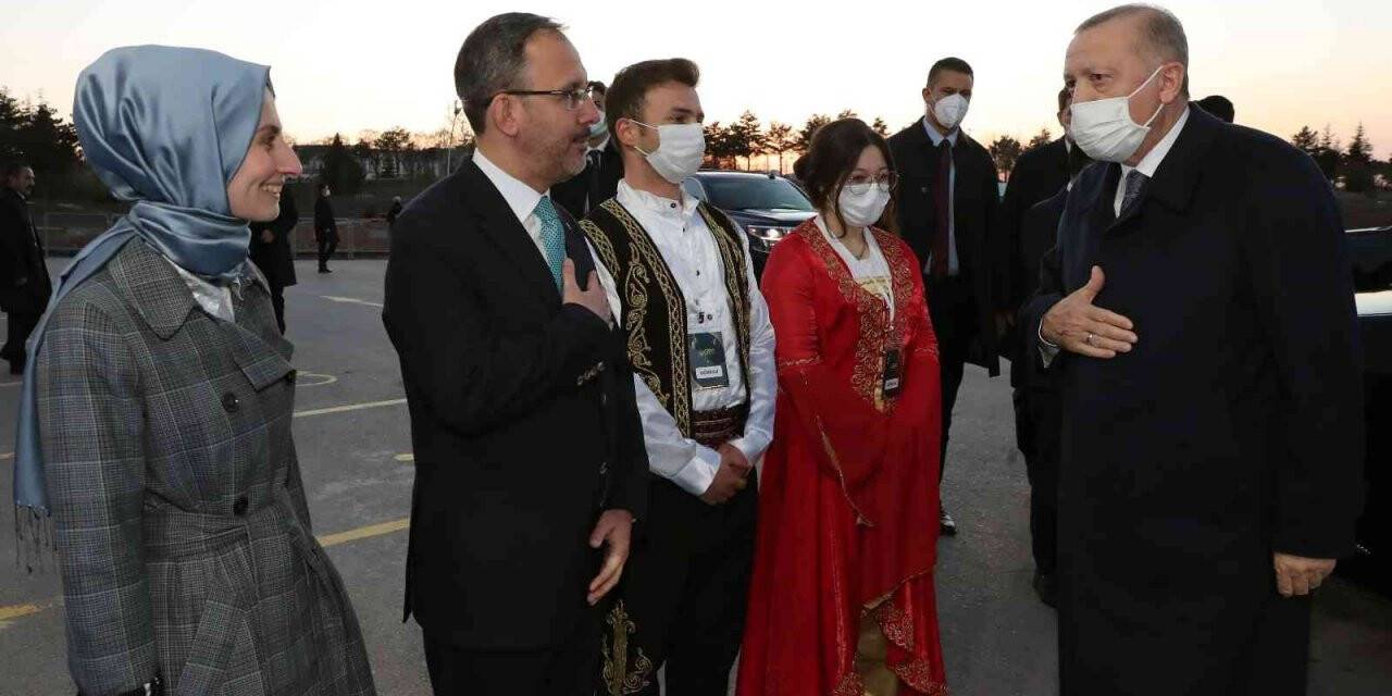 Cumhurbaşkanı Erdoğan: "Tüm imkanlarımızla sporcularımızın yanında olmayı sürdüreceğiz"