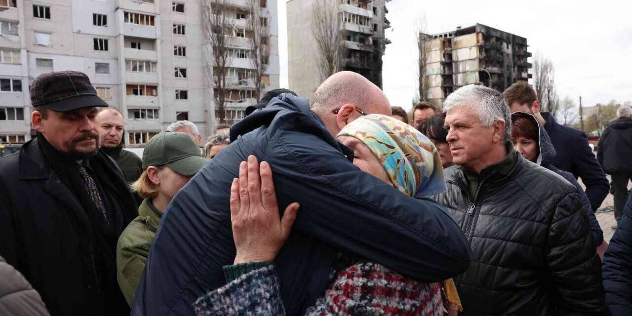 Zelenskiy: “Mariupol’deki işlenen savaş suçları Borodyanka’dan daha fazla”