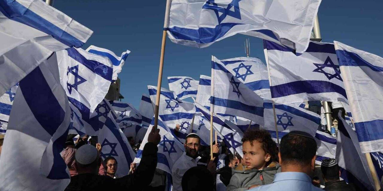 İsrail’de fanatik Yahudilerin bayrak yürüyüşüne izin verilmedi