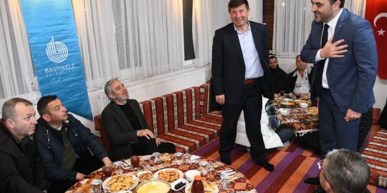 Başkan Özlü: "Birlik beraberliğimiz daim olsun"