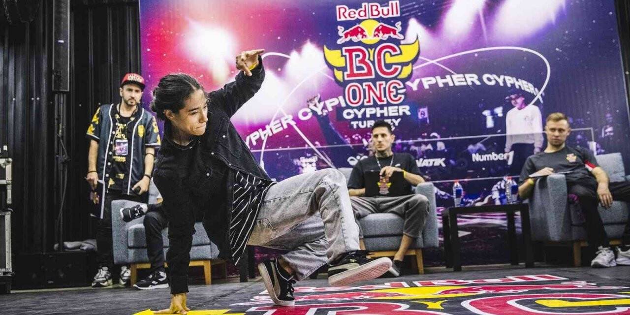 Türkiye’nin yetenekli break dansçıları özel atölyelerle hazırlanıyor