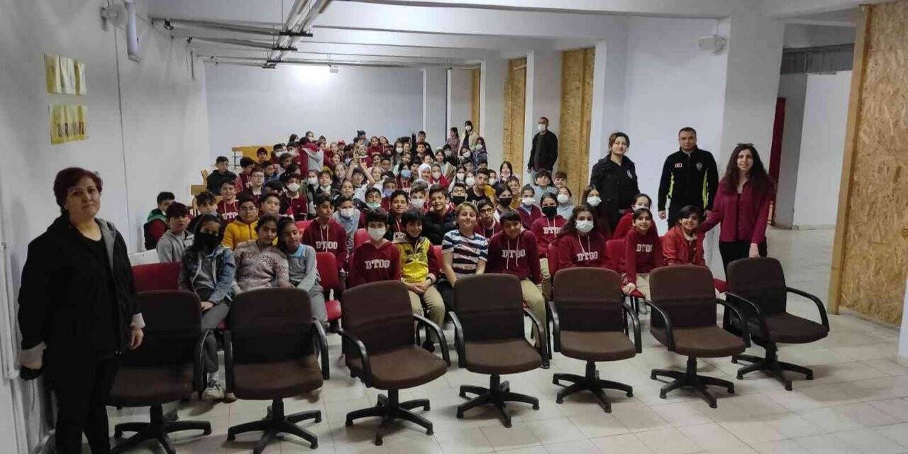 Erzincan’da öğrencilere suçtan korunma yöntemleri anlatıldı