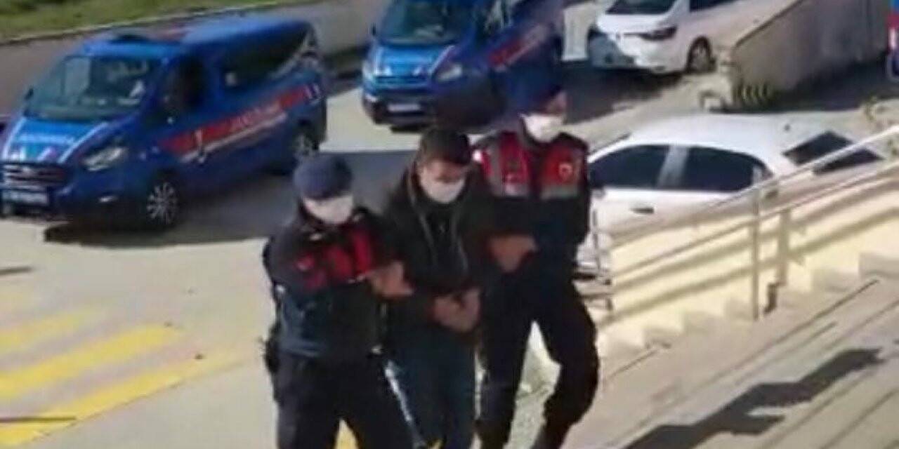 Haklarında kesinleşmiş hapis cezası bulunan 2 şüpheliyi jandarma yakaladı