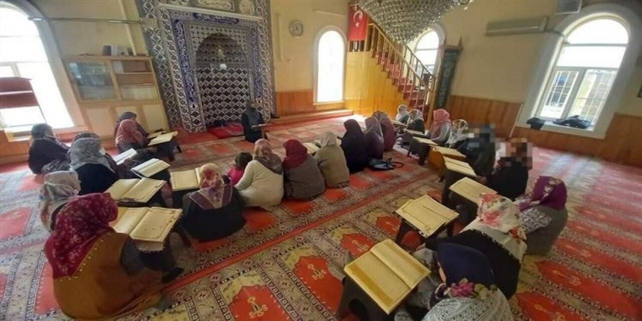 Germencik’te 14 asırlık mukabele geleneği sürüyor