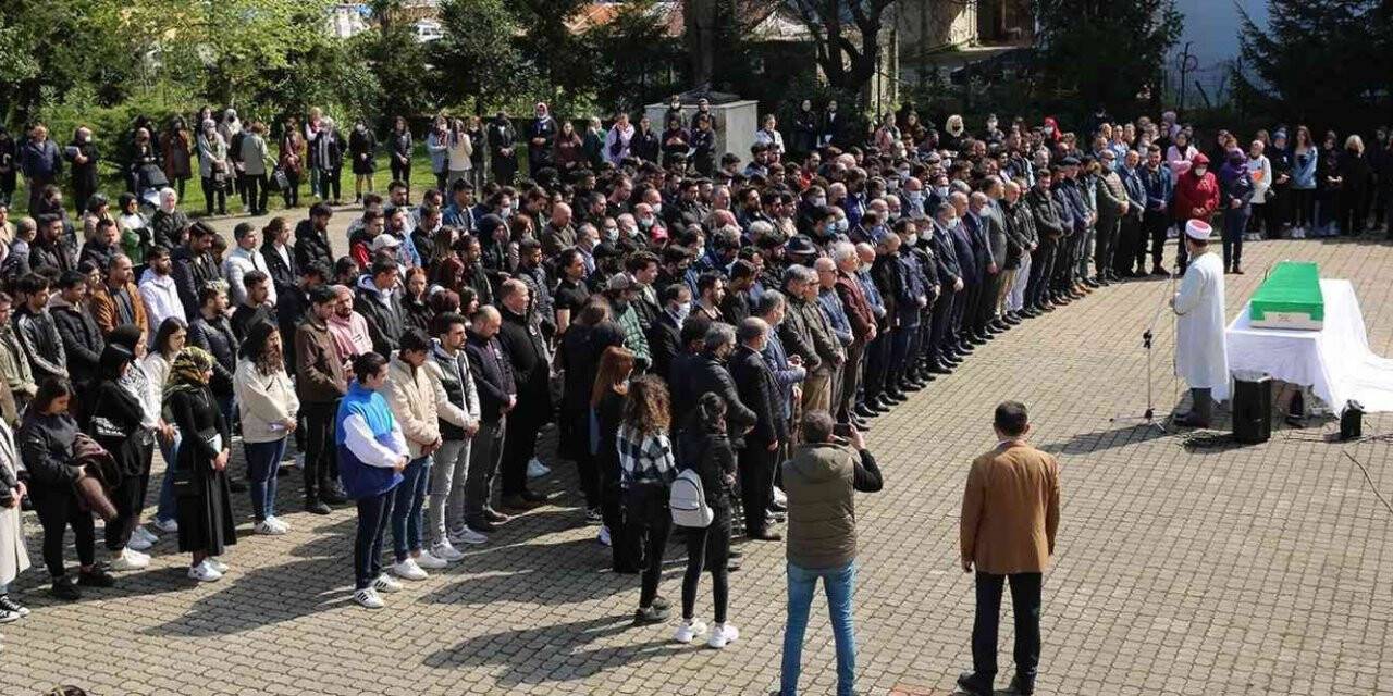 Giresun’da vefat eden akademisyene veda